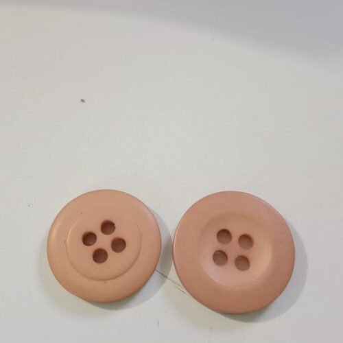 Botón café mediano precio 300 unidad