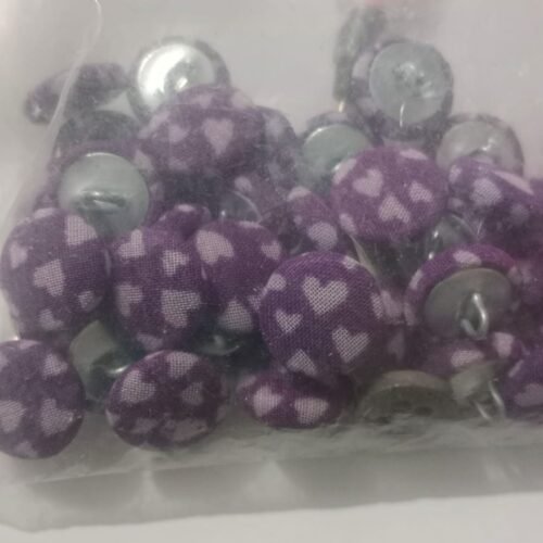 Botón morado forrado precio 200 unidad